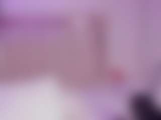 Live cam show with SaraRossi - Drinking on Dolls Live