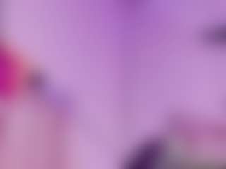 Live cam show with SaraRossi - Average on Dare Cams