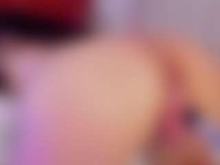 SaraRossi's Live Sex Cam Show