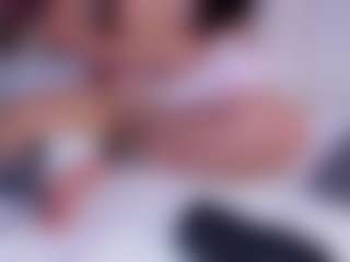 Live cam show with SaraRossi - Cum on madthumbs
