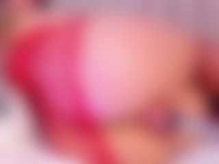 SaraRossi's Live Sex Cam Show