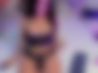SaraRossi's Live Sex Cam Show