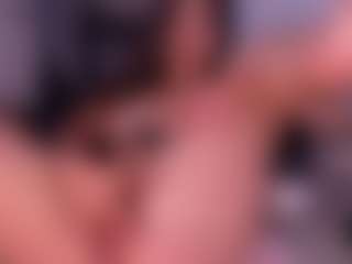 JulietteMoreau's Live Sex Cam Show