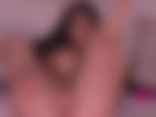 Live cam show with JulietteMoreau - Young Adult on SquirtSoMuch