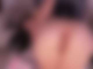 Live cam show with JulietteMoreau - Tittyfuck on MyBangCams