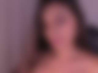 Live cam show with JulietteMoreau - Dirty on SquirtSoMuch