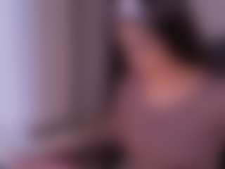 Live cam show with JulietteMoreau - No Smoking on eurowanks.com