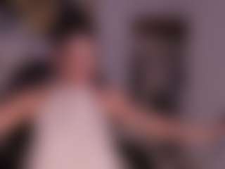 Live cam show with JulietteMoreau - Solo Show on friskycurves.com