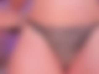 JulietteMoreau's Live Sex Cam Show