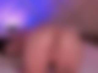 JulietteMoreau's Live Sex Cam Show
