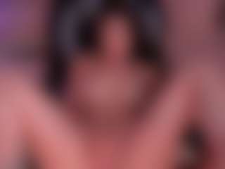 Live cam show with JulietteMoreau - Skinny on Cam Slut