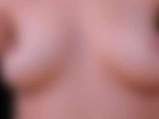 Live cam show with JulietteMoreau - Tittyfuck on madthumbs