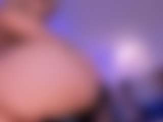 JulietteMoreau's Live Sex Cam Show