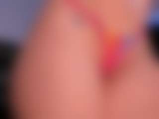 Live cam show with JulietteMoreau - Fingering White on wildcum.com | colombia