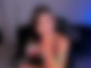 Live cam show with JulietteMoreau - Tittyfuck on Hubzter Live