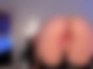 JulietteMoreau's Live Sex Cam Show