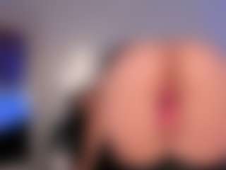 JulietteMoreau's Live Sex Cam Show