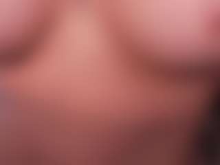 JulietteMoreau's Live Sex Cam Show