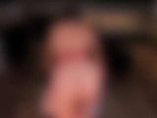 Live cam show with JulietteMoreau - Green Eyes on Fling VIP Chat