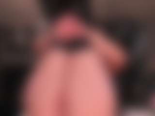 Live cam show with JulietteMoreau - HD on fuklive.com