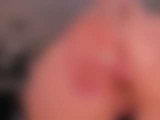 JulietteMoreau's Live Sex Cam Show