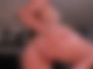 JulietteMoreau's Live Sex Cam Show