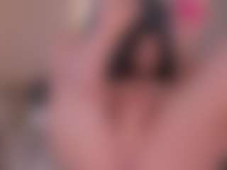 Live cam show with JulietteMoreau - Tittyfuck on Camsoda