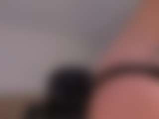 JulietteMoreau's Live Sex Cam Show