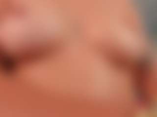 JulietteMoreau's Live Sex Cam Show