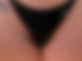 JulietteMoreau's Live Sex Cam Show