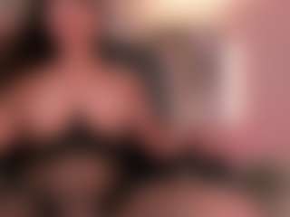 JulietteMoreau's Live Sex Cam Show