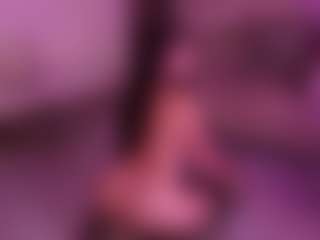 Live cam show with JulietteMoreau - Tittyfuck on Camsoda