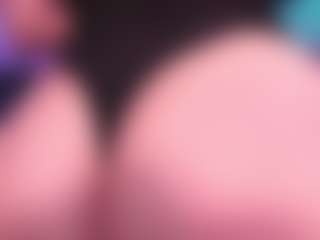 JulietteMoreau's Live Sex Cam Show