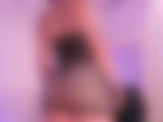 JulietteMoreau's Live Sex Cam Show