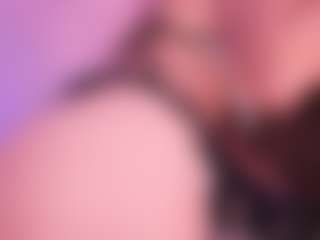 JulietteMoreau's Live Sex Cam Show