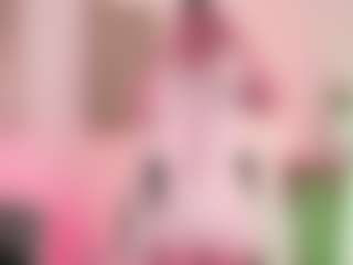 Live cam show with JulietteMoreau - Blowjob on chickslive.net
