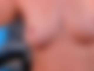 JulietteMoreau's Live Sex Cam Show