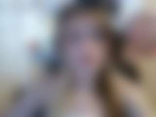 Live cam show with MechelleBabineau - Erotic Dance on CamClone