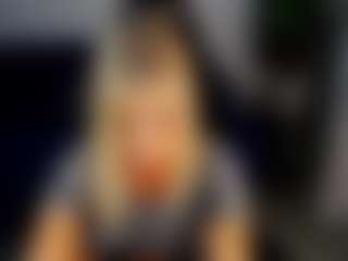 Live cam show with Stella-Leee - Smoking on Fling VIP Chat
