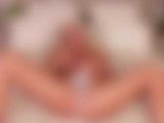 Live cam show with Stella-Leee - College on CamClone