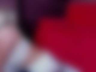 Live cam show with Stella-Leee - Sex on CamClone