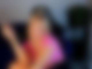 Live cam show with Stella-Leee - Body Massage on fapnchat