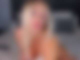 Live cam show with Stella-Leee - Body Massage on camtv