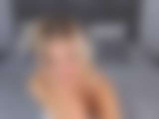 Stella-Leee's Live Sex Cam Show