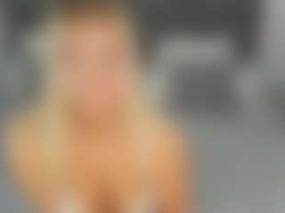 Stella-Leee's Live Sex Cam Show