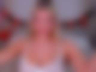 Live cam show with Stella-Leee - Sex on madthumbs