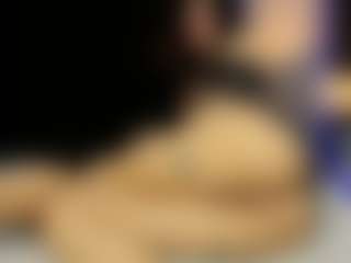 CuteMiaaa's Live Sex Cam Show