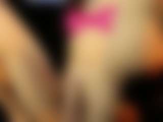 CuteMiaaa's Live Sex Cam Show