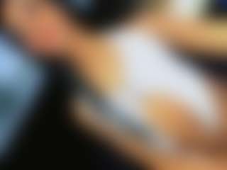 Live cam show with Daniiela-Foxx - Tease on boobsie.com