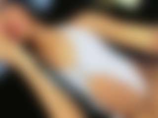 Live cam show with Daniiela-Foxx - Black on camwithhim.com